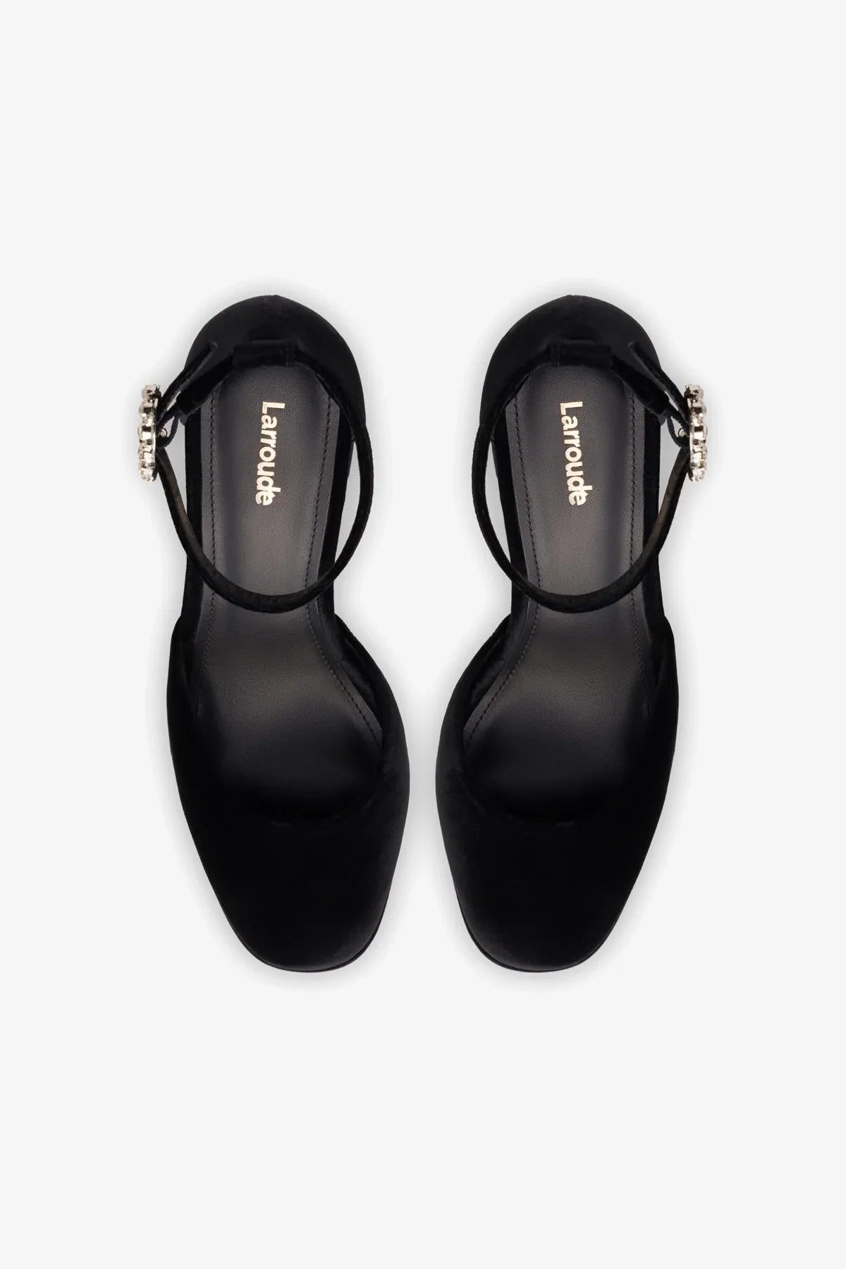 Ari Pump In Black Velvet