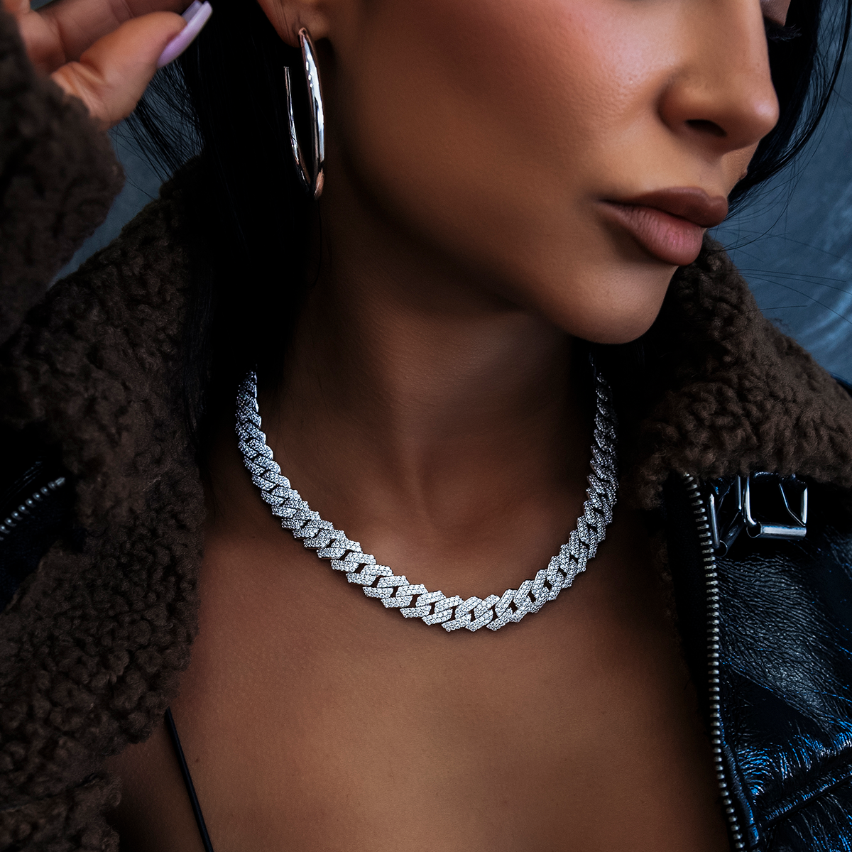 Diamond Prong Link Necklace in White Gold - 12mm