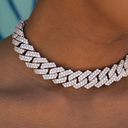 Diamond Prong Link Necklace in White Gold - 19mm