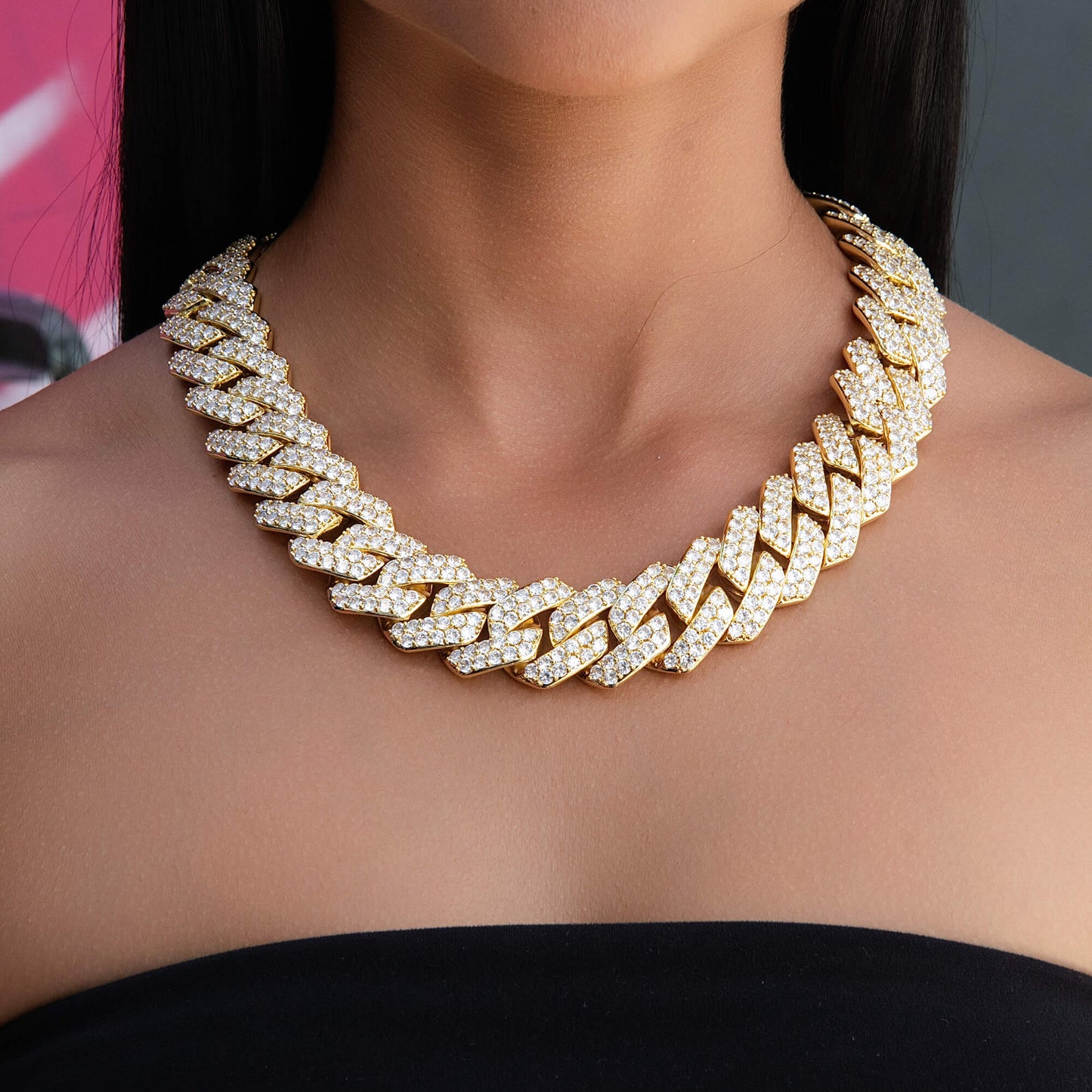 Diamond Prong Link Chain Necklace in Yellow Gold - 25mm