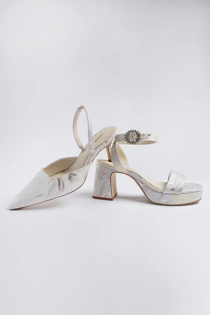 Larroudé x Markarian: Pump Ivory Brocade