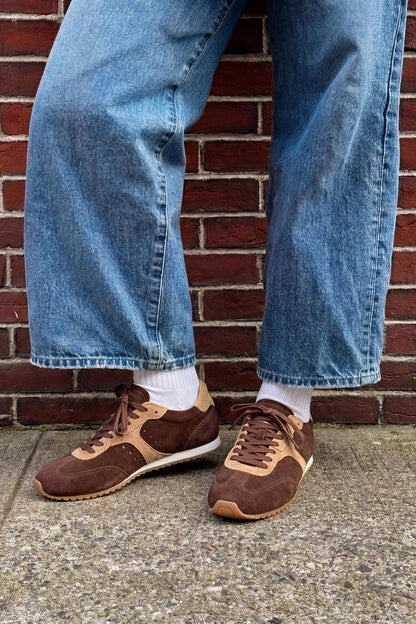 Stella Sneaker Brown Suede