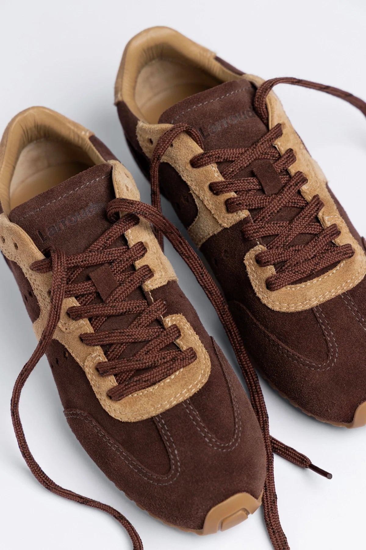 Stella Sneaker Brown Suede
