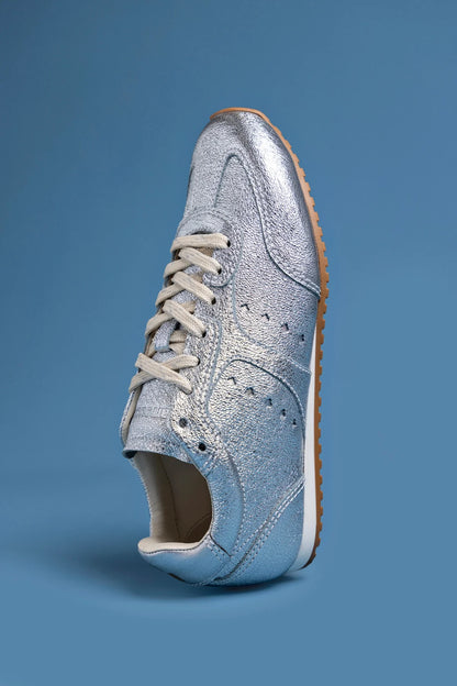 Stella Sneaker In Silver Metallic Leather