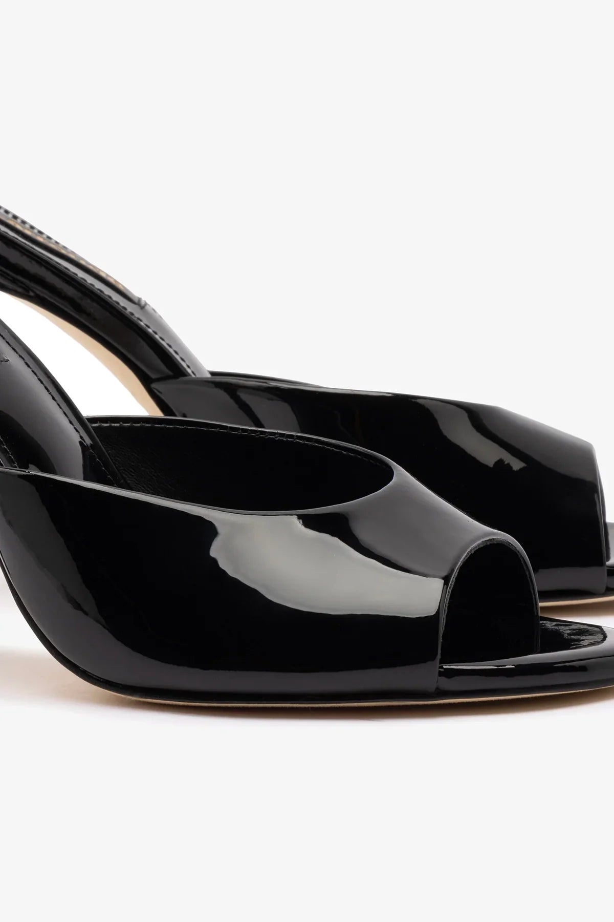 Jasmine Hi Mule In Black Leather