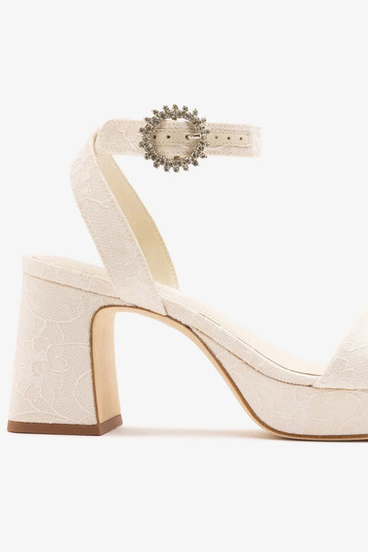 Larroudé x Markarian: Dolly Low Sandal White Lace