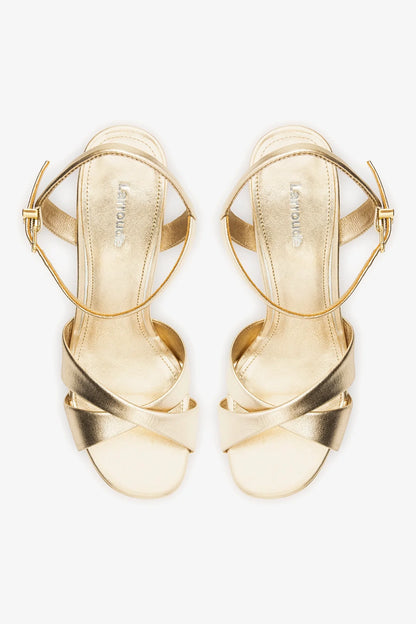 Bianca High Platform Sandal In Platina Metallic Leather
