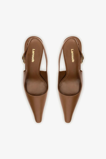 Carine Pump In Burnt Umber Leather