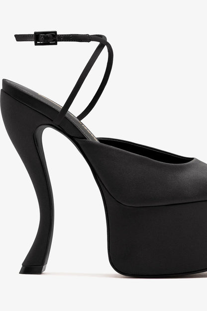 Larroudé x Nicolò B.: Lola Sandal Black Satin