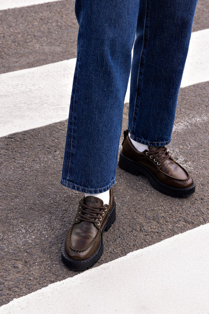 London Lace Up Loafer In Brown Leather