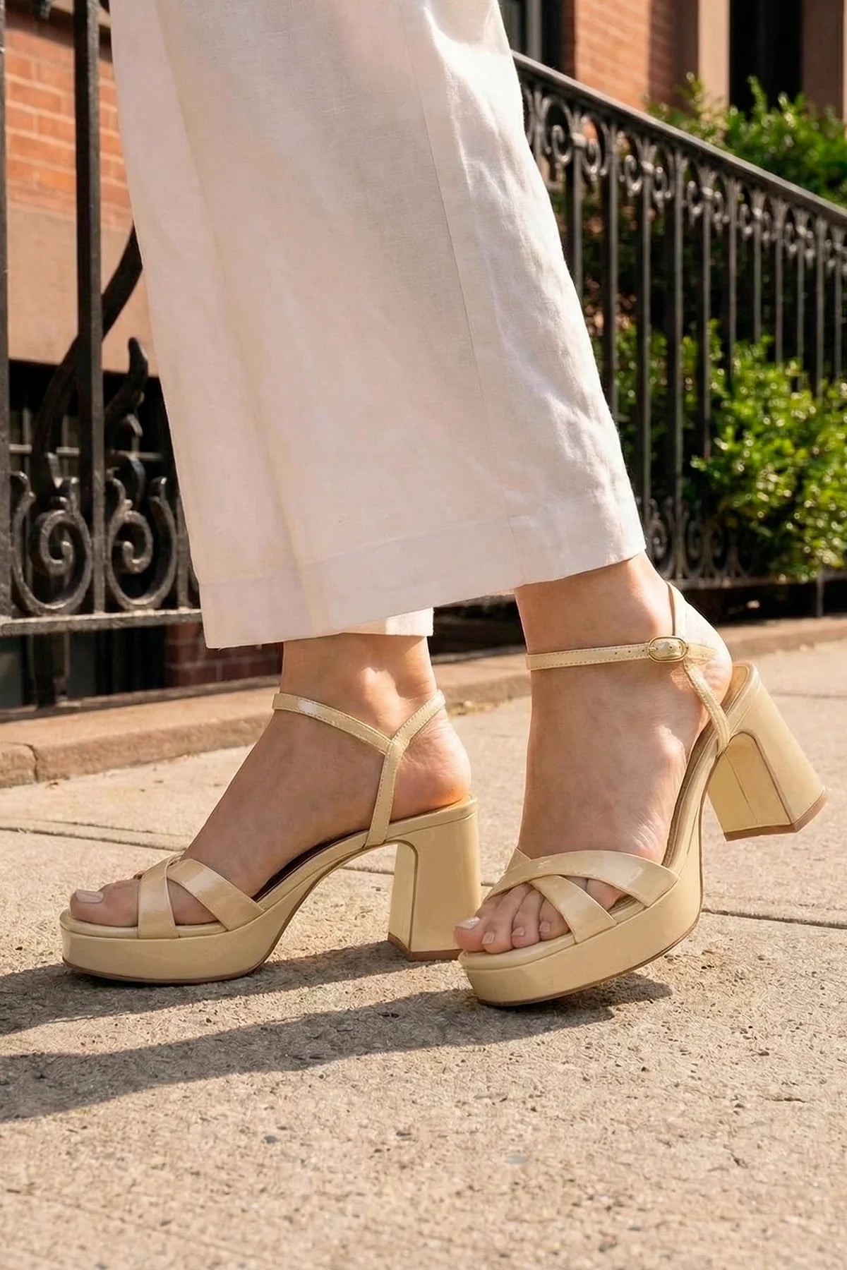 Bianca Low Sandal Sand Patent Leather
